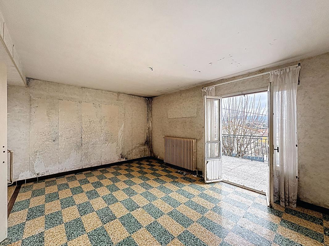 LES PENNES-MIRABEAU Maison les pennes mirabeau (possibilité 2 appartements ) 1