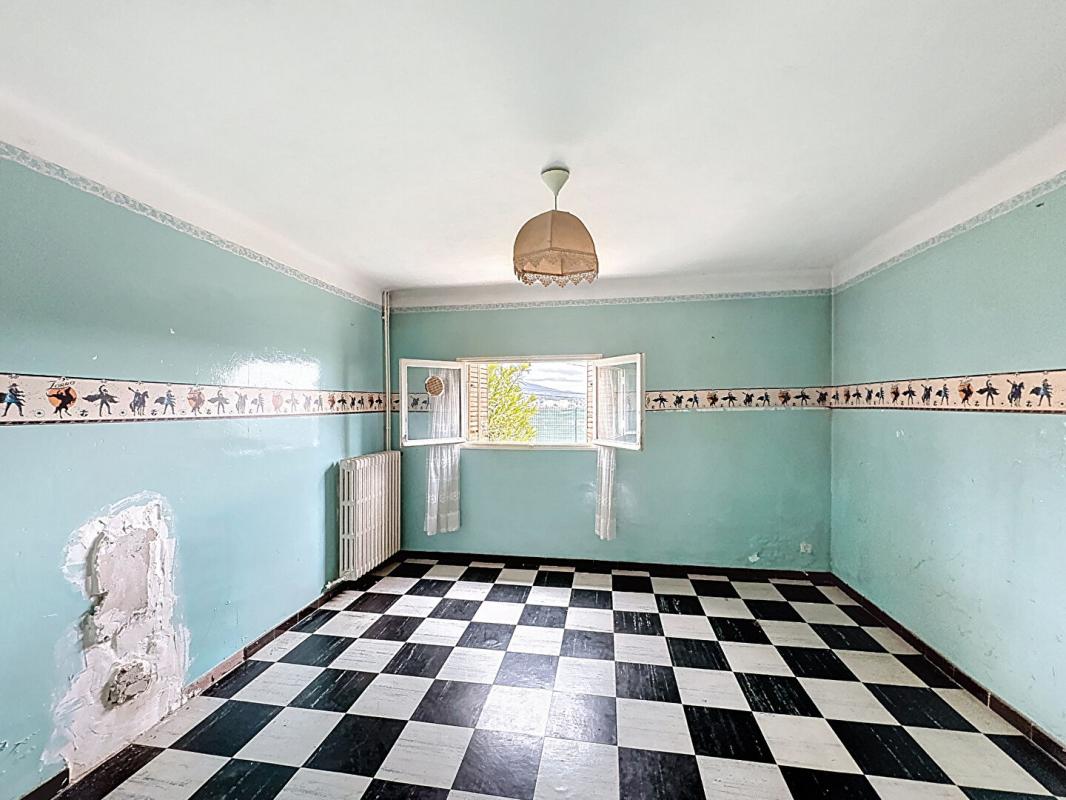 LES PENNES-MIRABEAU Maison les pennes mirabeau (possibilité 2 appartements ) 13