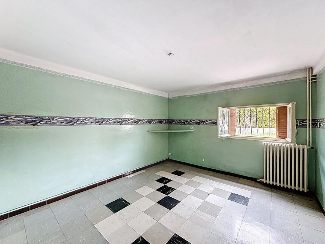 LES PENNES-MIRABEAU Maison les pennes mirabeau (possibilité 2 appartements ) 15