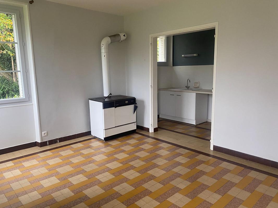 MARTIZAY Maison  6 pièce(s) 110 m² 10