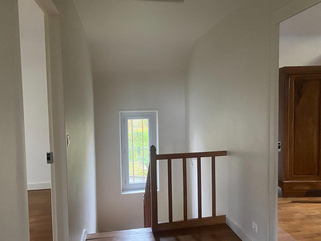 MARTIZAY Maison  6 pièce(s) 110 m² 11