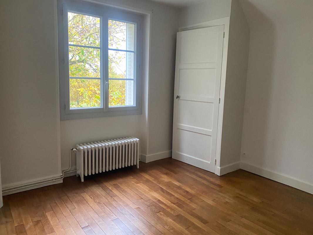 MARTIZAY Maison  6 pièce(s) 110 m² 13