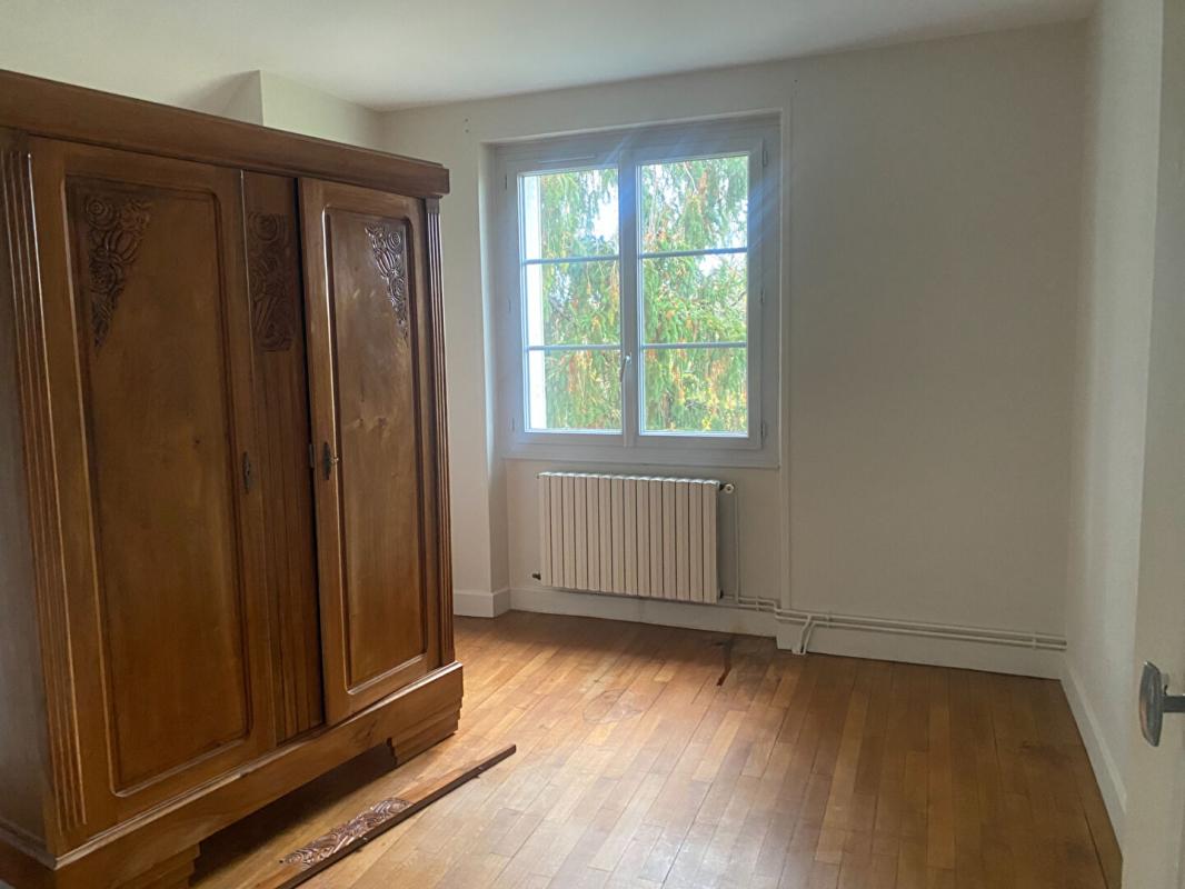 MARTIZAY Maison  6 pièce(s) 110 m² 14