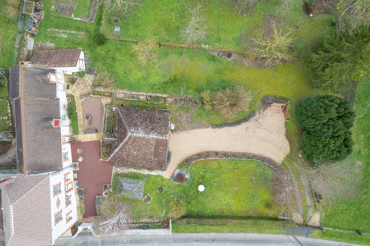 GENOUILLY Maison Genouilly 5 pièce(s) 125.31 m2 13