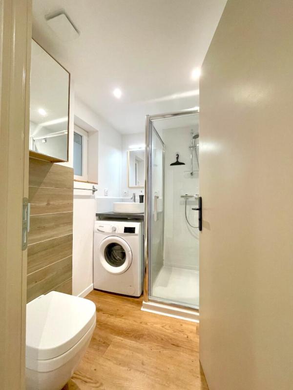 POITIERS Opportunité d'investissement ? Immeuble (sans copropriété et vendu meublé ) 2 logements Poitiers Centre forte rentabilité 6