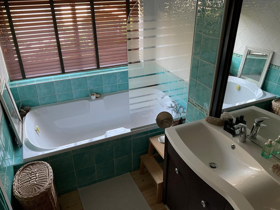 BORDEAUX Véritable échoppe des années 20 joliment restaurée et son jardin bucolique sans vis-à-vis 8