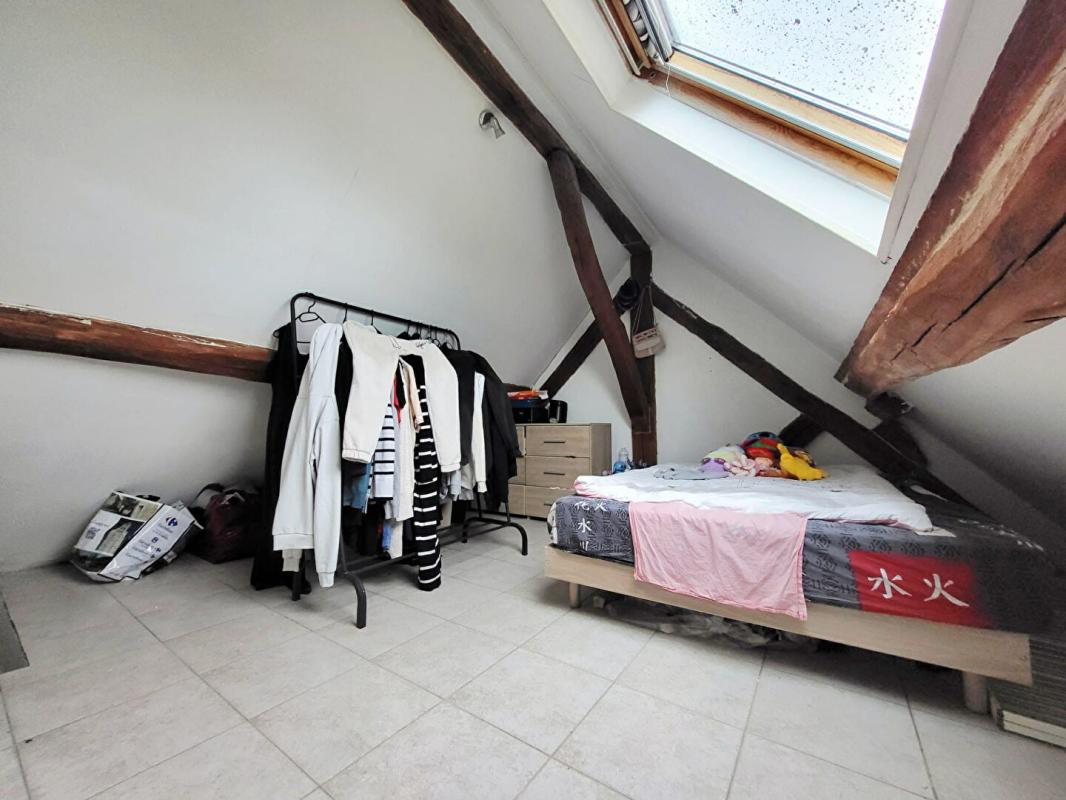 ETAMPES Appartement F2 proche ETAMPES 7