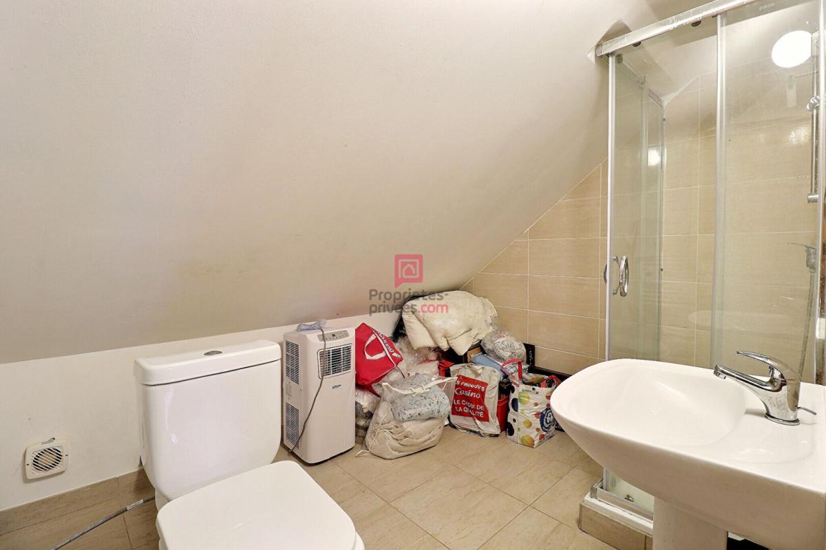 BALLANCOURT-SUR-ESSONNE Maison Ballancourt-Sur-Essonne 6 pièces 124 m² 12