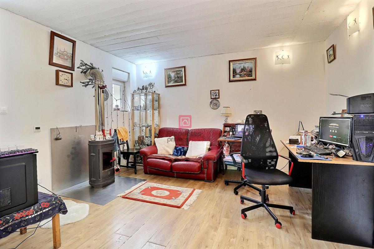 BALLANCOURT-SUR-ESSONNE Maison Ballancourt-Sur-Essonne 6 pièces 124 m² 6