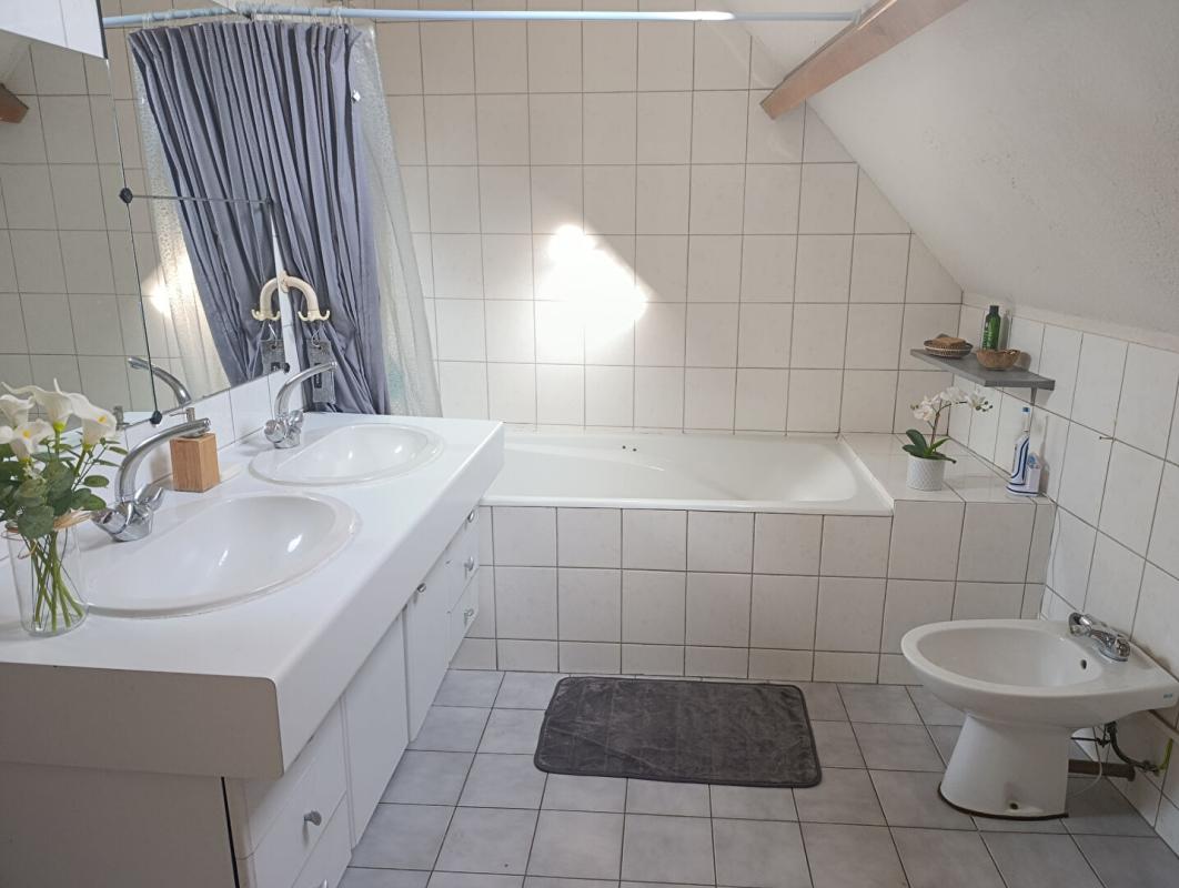 VARENNES-JARCY Maison de 100M²  au sol Varennes-Jarcy 10