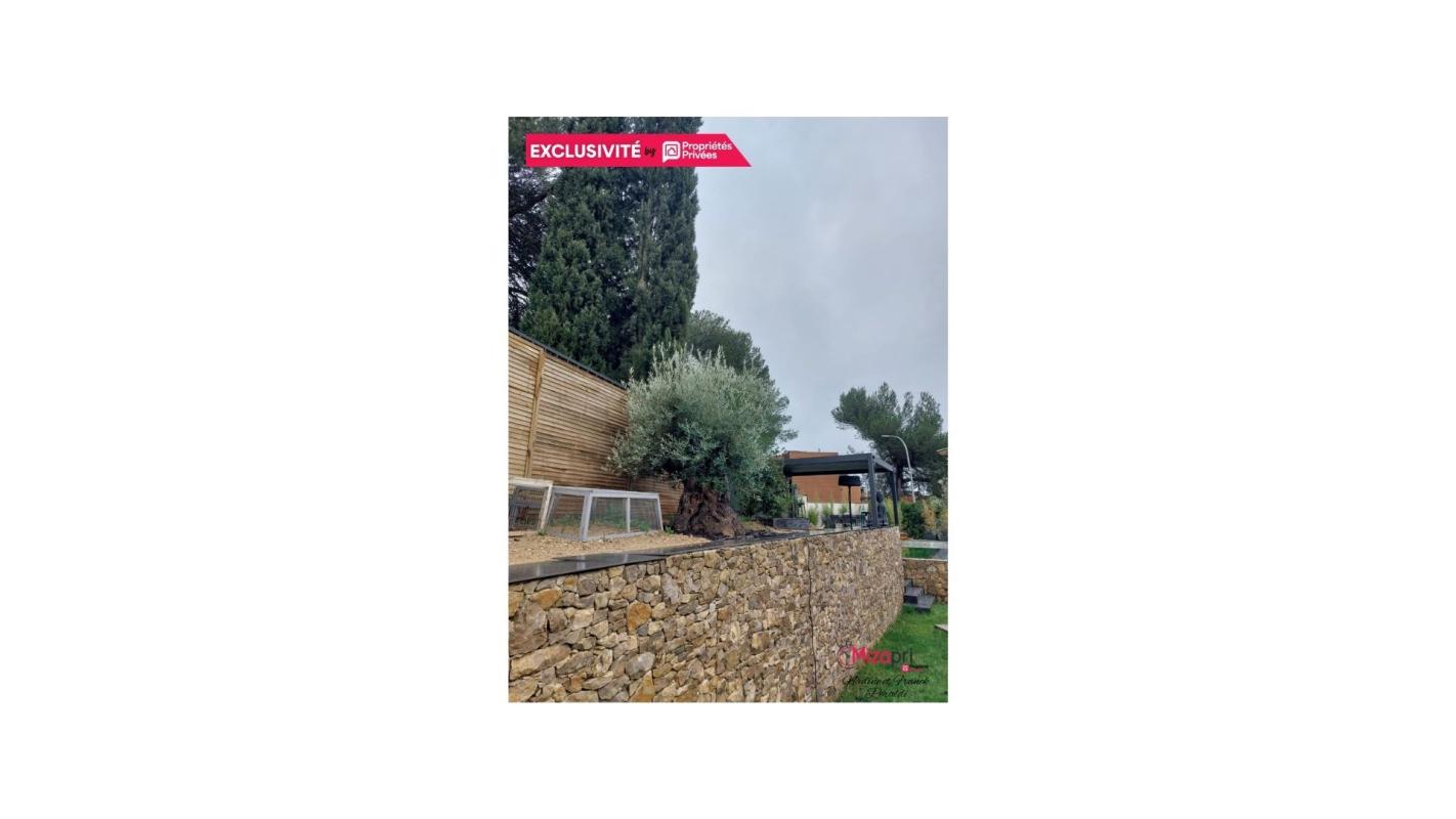 NIMES Villa Nimes 4 pièce(s) 103 m2 12