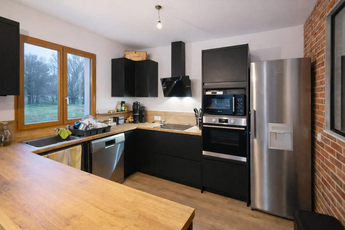 LE THORONET Villa familiale avec piscine ? Calme absolu sur 1500 m² de terrain 2