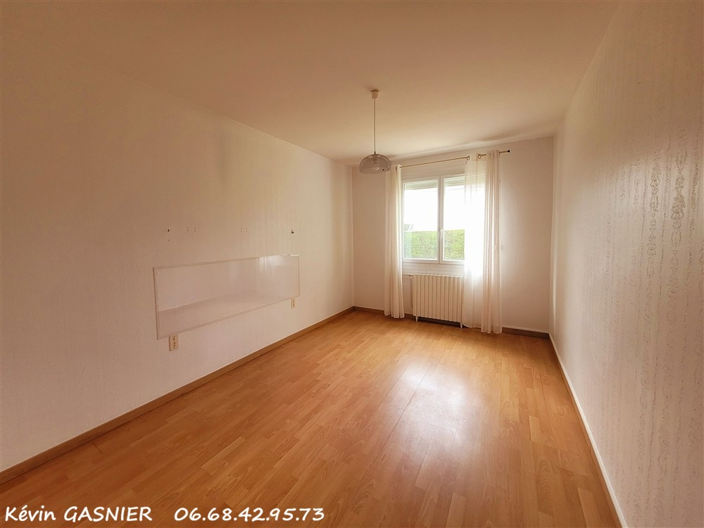 GARDES-LE-PONTAROUX GARDES LE PONTAROUX (16320) : Maison plain pied de 96m2 avec garage 5