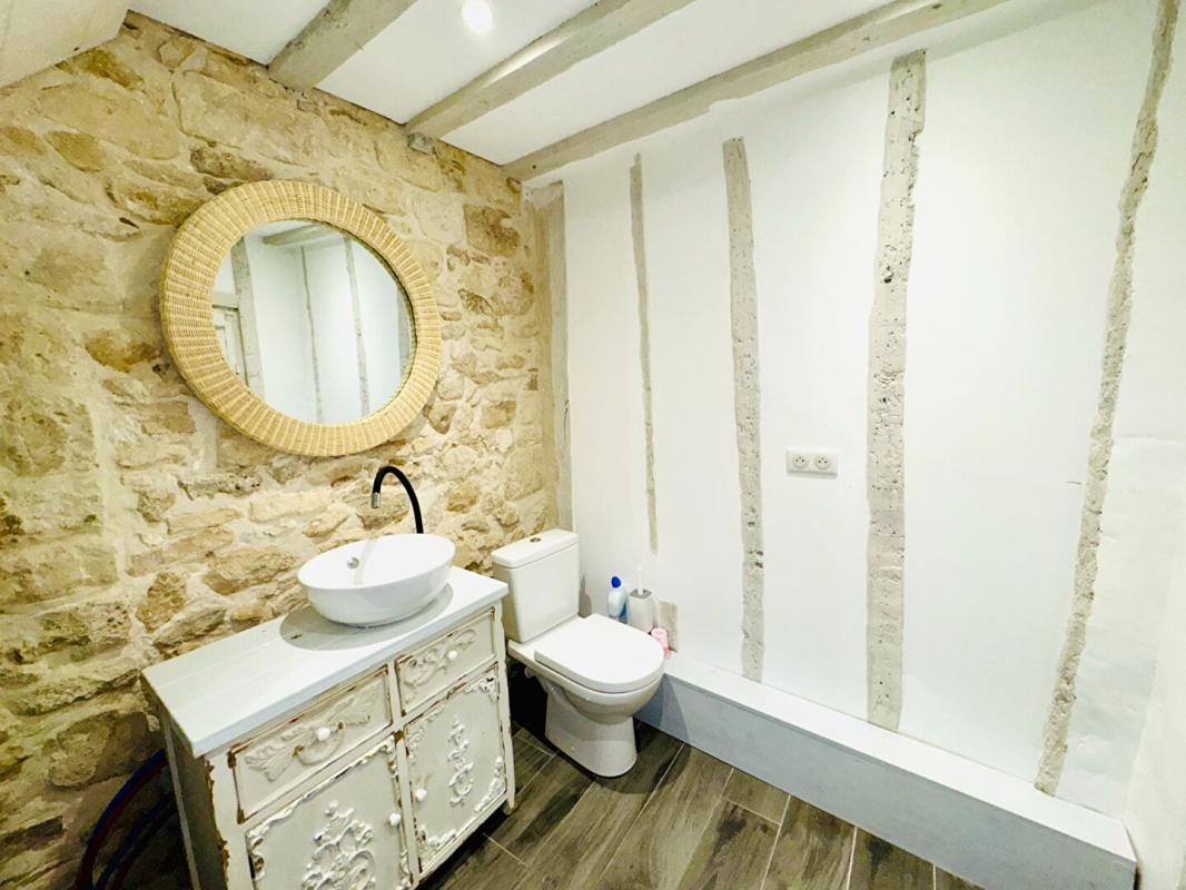 CREPY-EN-VALOIS Maison Crepy En Valois 7 pièce(s) 203 m2 + Studio 10