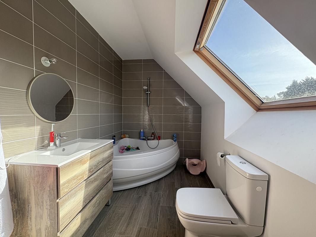 RIEC-SUR-BELON A vendre RIEC SUR BELON (29340) Maison 6 pièces 4 chambres 95 m2 10