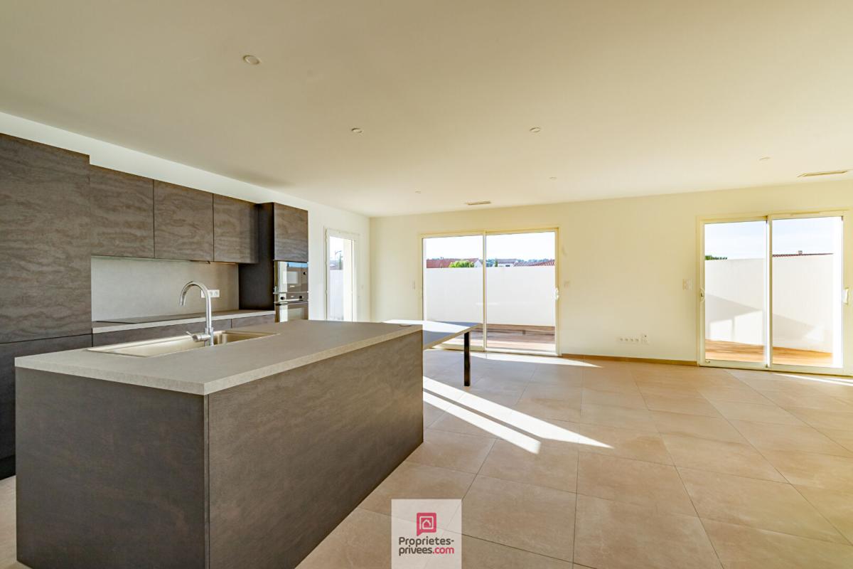 NISSAN-LEZ-ENSERUNE Villa contemporaine  de plain-pied.  4 pièce(s) 102.82m2 5