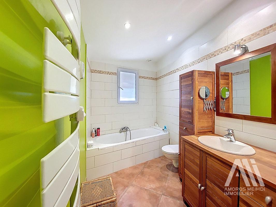 CARNOULES Maison Carnoules 5 pièce(s) 110 m2 10