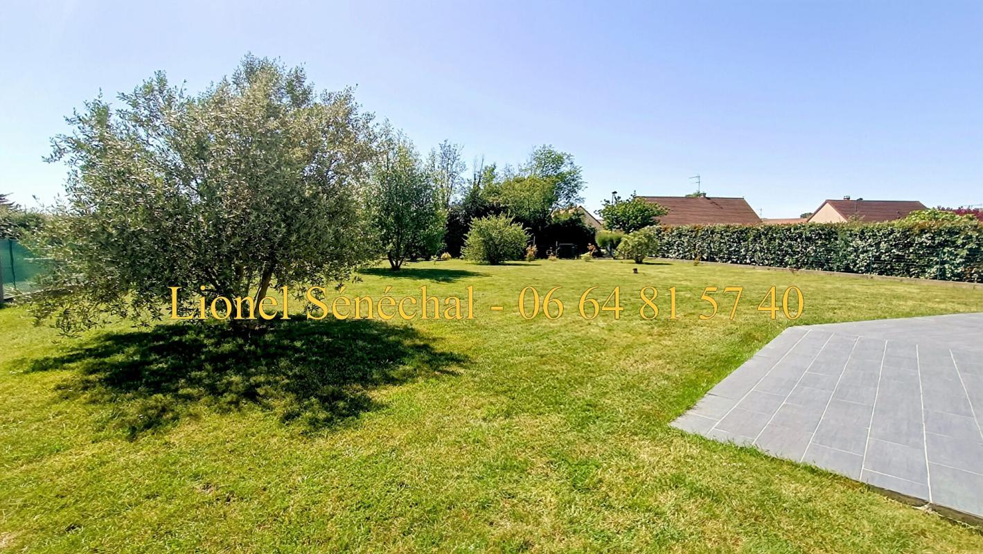 BEAUMONT-SUR-SARTHE Maison entièrement de plain - pied 9 pièces de 140 m2 à Beaumont sur Sarthe 11