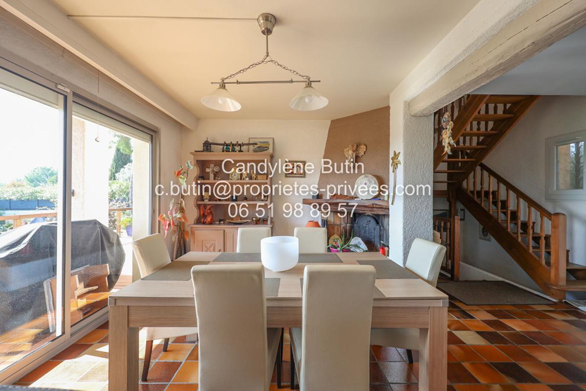 OUVEILLAN Villa T4 rénovée avec piscine et vue 7