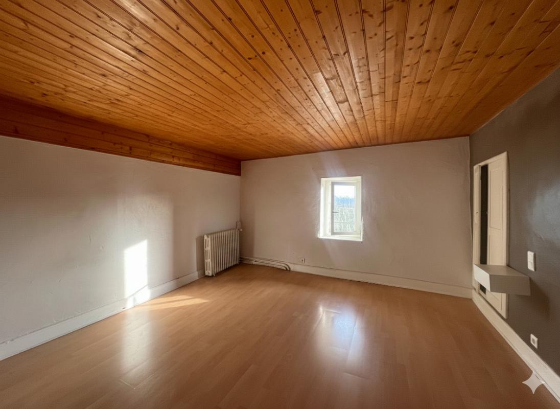 BLANZAT Maison avec jardin 7