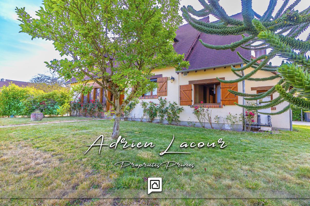 ROMORANTIN-LANTHENAY Maison Romorantin Lanthenay 8 pièce(s) 150 m2 1