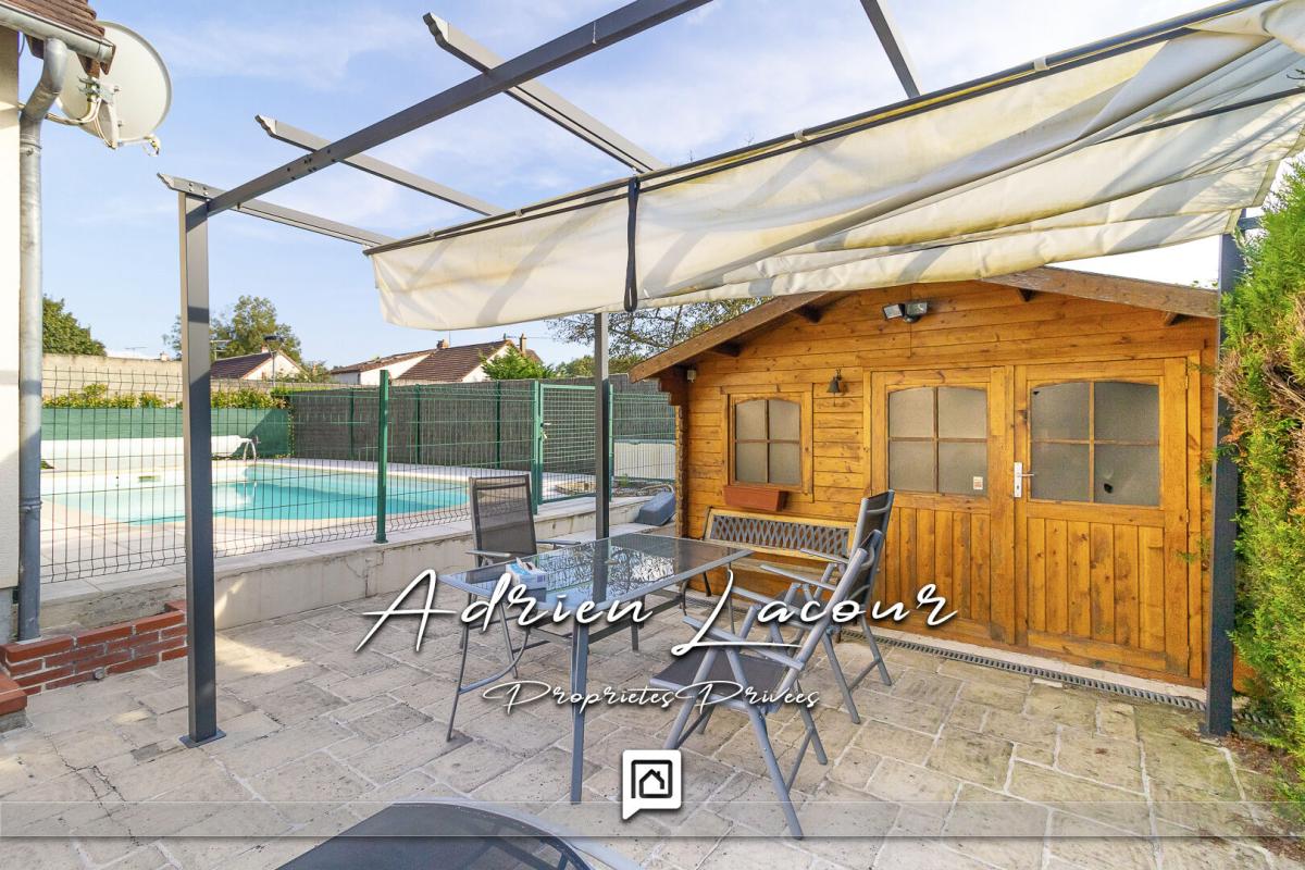 ROMORANTIN-LANTHENAY Maison Romorantin Lanthenay 8 pièce(s) 150 m2 17