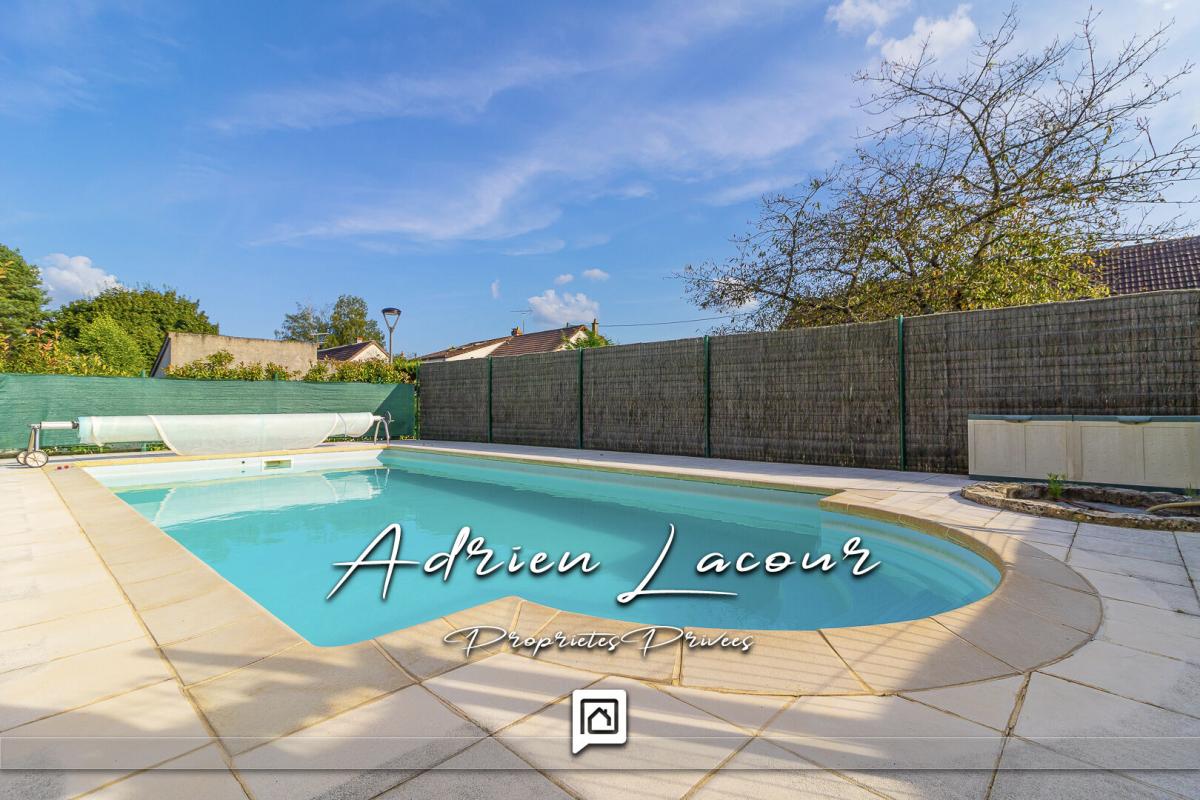 ROMORANTIN-LANTHENAY Maison Romorantin Lanthenay 8 pièce(s) 150 m2 3