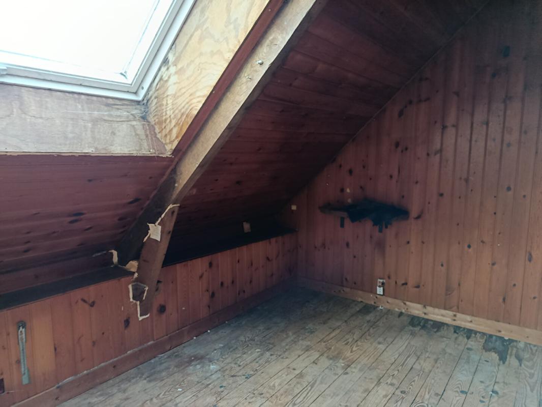 GLOMEL Maison 49 M2  2 chambres 6