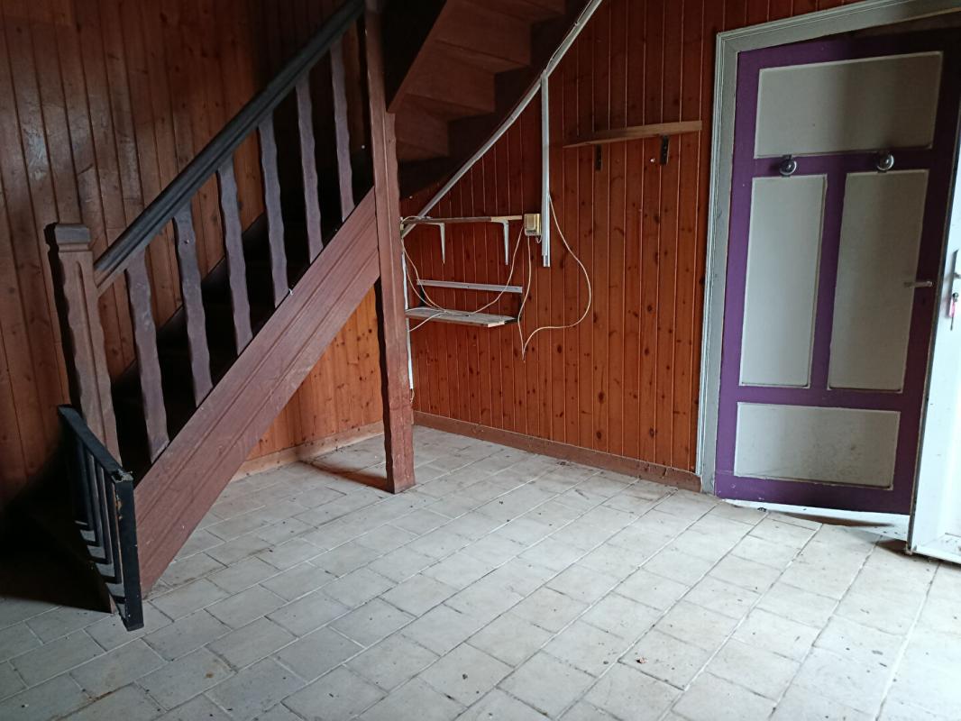 GLOMEL Maison 49 M2  2 chambres 8