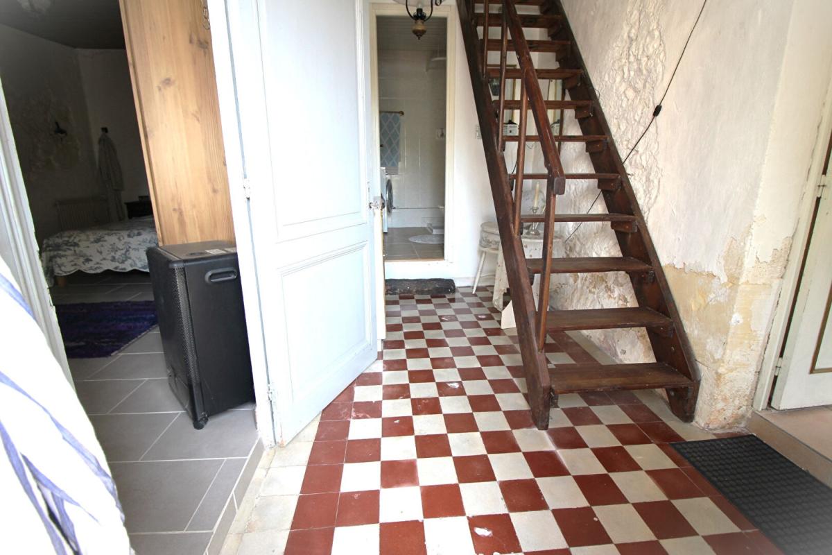 SAINT-PALAIS-DE-PHIOLIN PONS - Maison de village à Saint Palais De Phiolin 17800 3