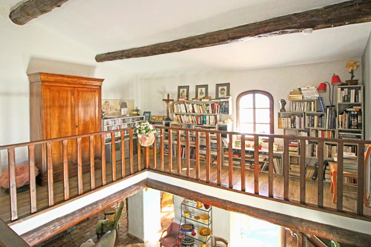 SAINTE-TULLE Maison Provençale 11 pièces 233 m2 Sainte-tulle (04220) 10