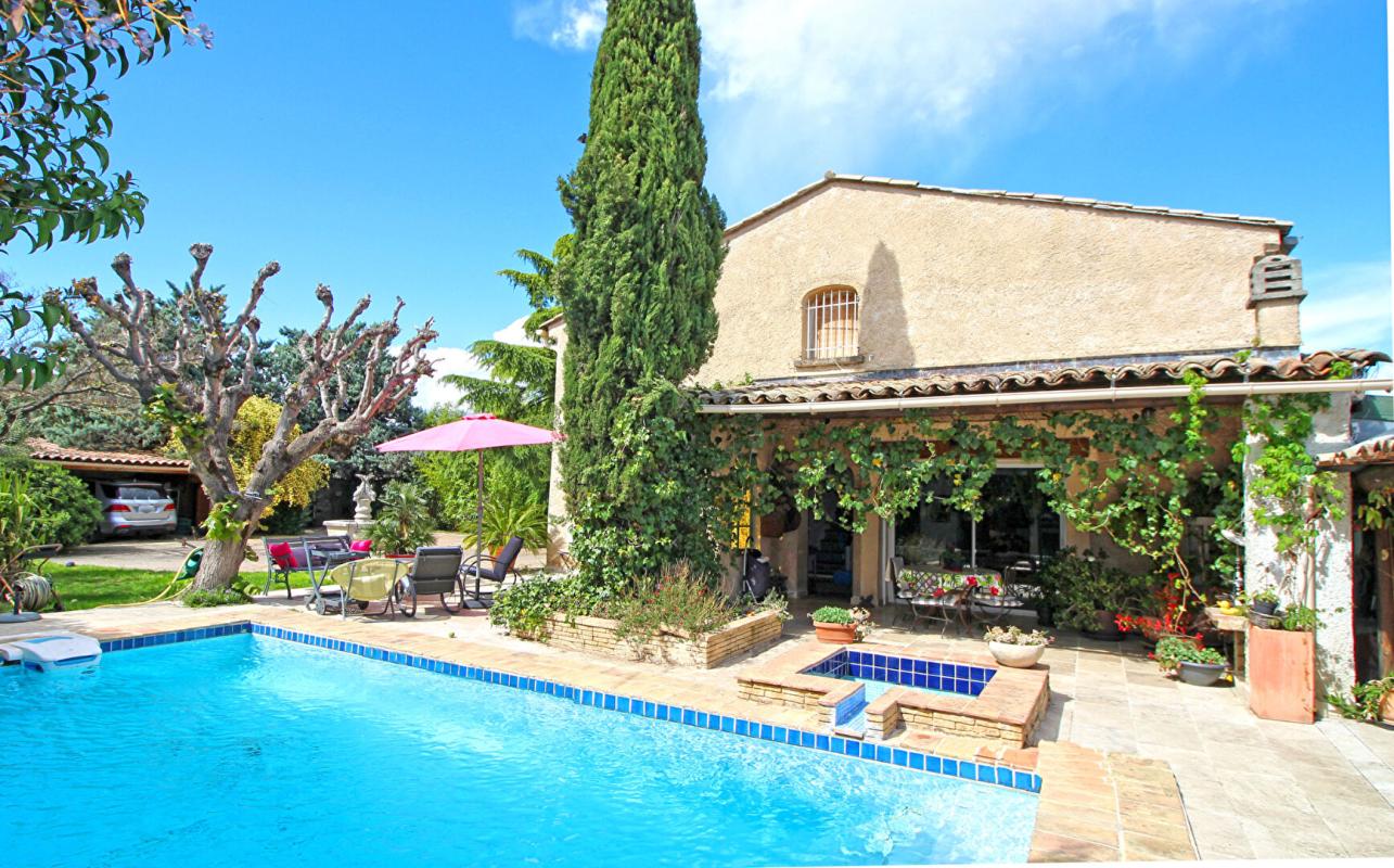 SAINTE-TULLE Maison Provençale 11 pièces 233 m2 Sainte-tulle (04220) 2