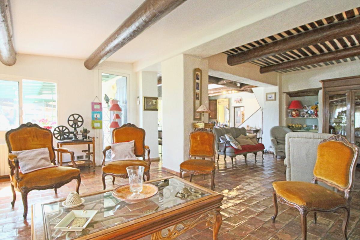 SAINTE-TULLE Maison Provençale 11 pièces 233 m2 Sainte-tulle (04220) 8