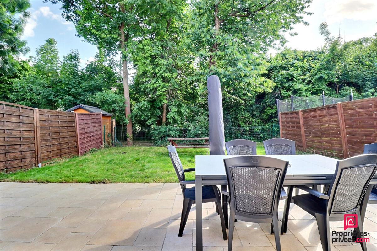 SAINTE-GENEVIEVE-DES-BOIS Un vrai cocon familial à Sainte-Geneviève-des-Bois Maison de 5 pièces 11