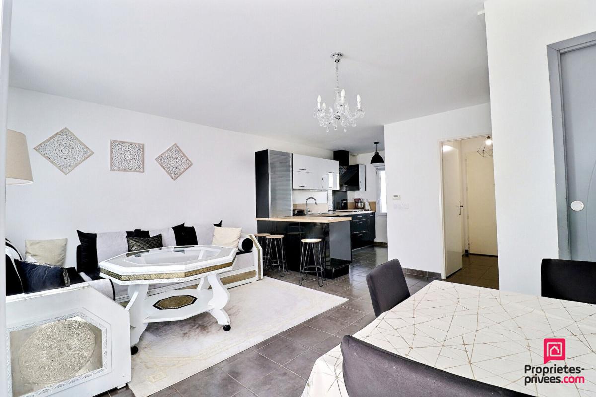 SAINTE-GENEVIEVE-DES-BOIS Un vrai cocon familial à Sainte-Geneviève-des-Bois Maison de 5 pièces 2