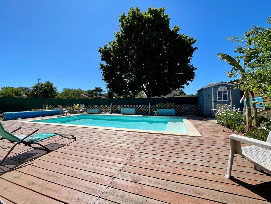 PESSAC Maison Pessac Magonty 6 pièce(s) 106 m2 + piscine 5