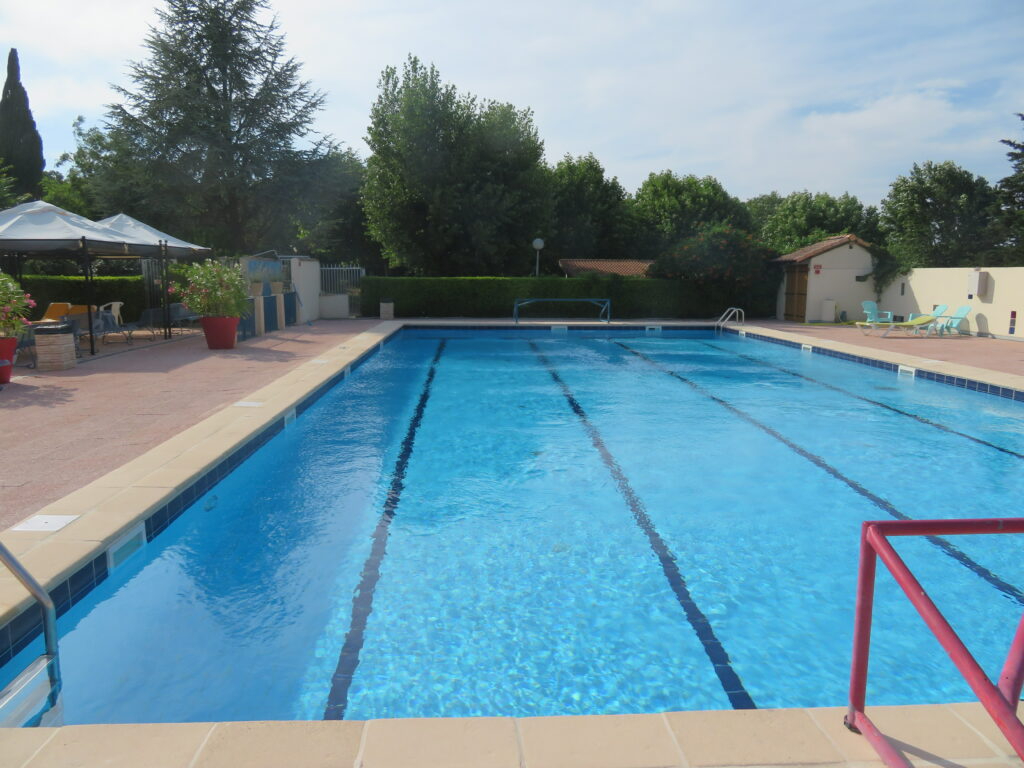MEJANNES-LE-CLAP Elégant bungalow avec vue, calme et nature 13