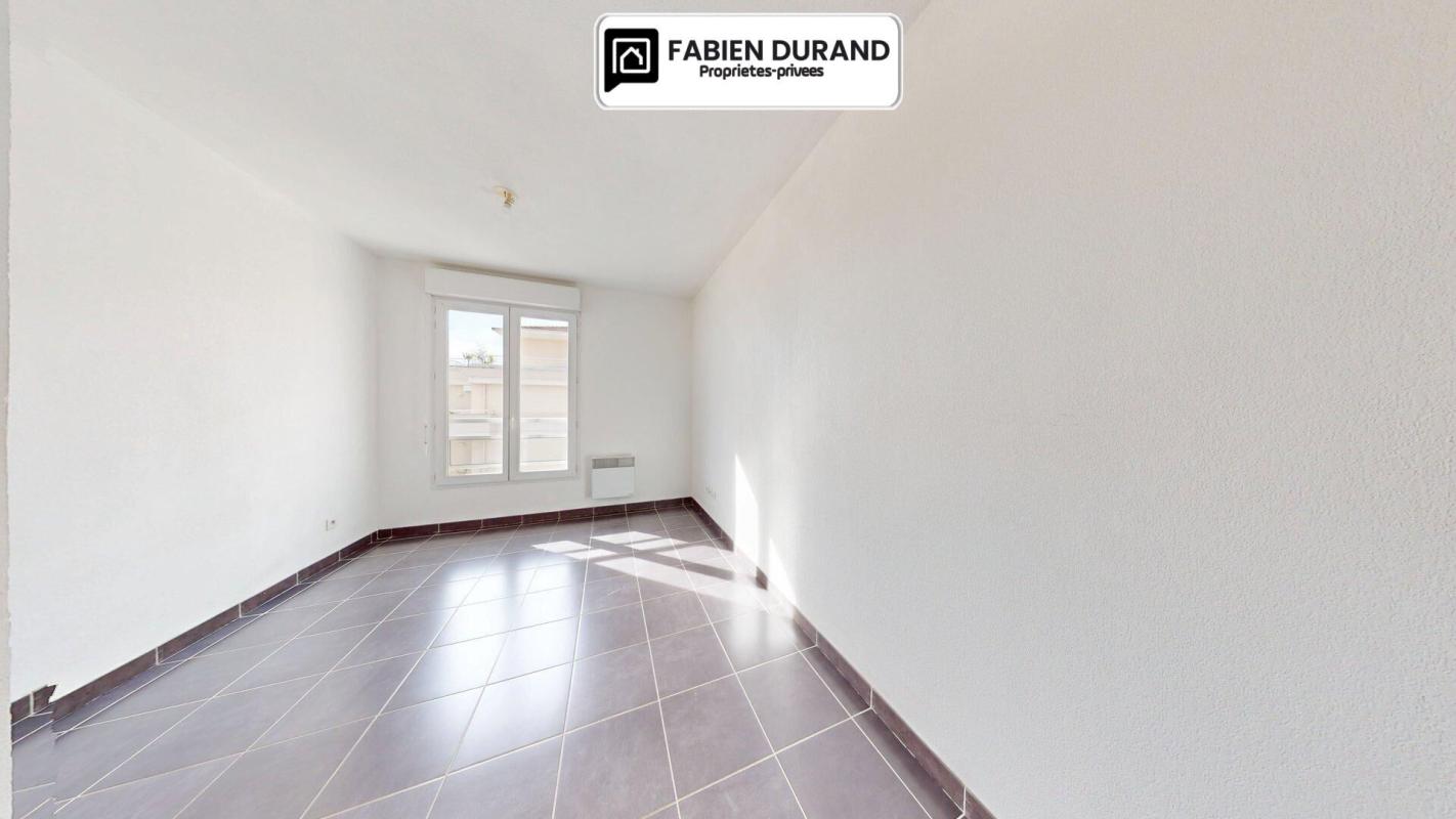MANDELIEU-LA-NAPOULE Appartement T2 42 m²  Terrasse Parking Cave 12