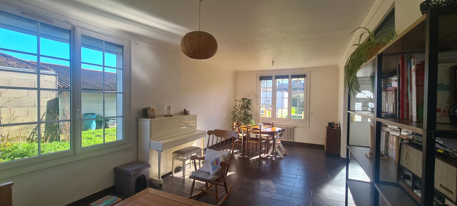 SèVREMOINE Maison Sèvremoine 5 P . 3 Chs . Bureau . 133.67 M² . T 315 M² . Garage 3