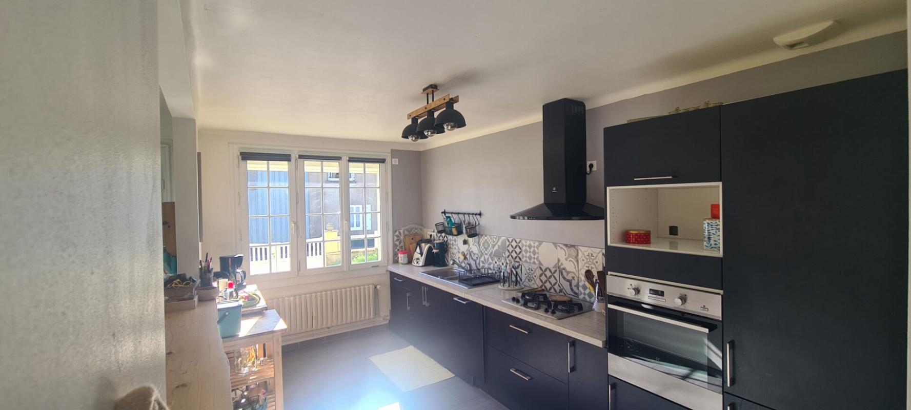 SèVREMOINE Maison Sèvremoine 5 P . 3 Chs . Bureau . 133.67 M² . T 315 M² . Garage 6