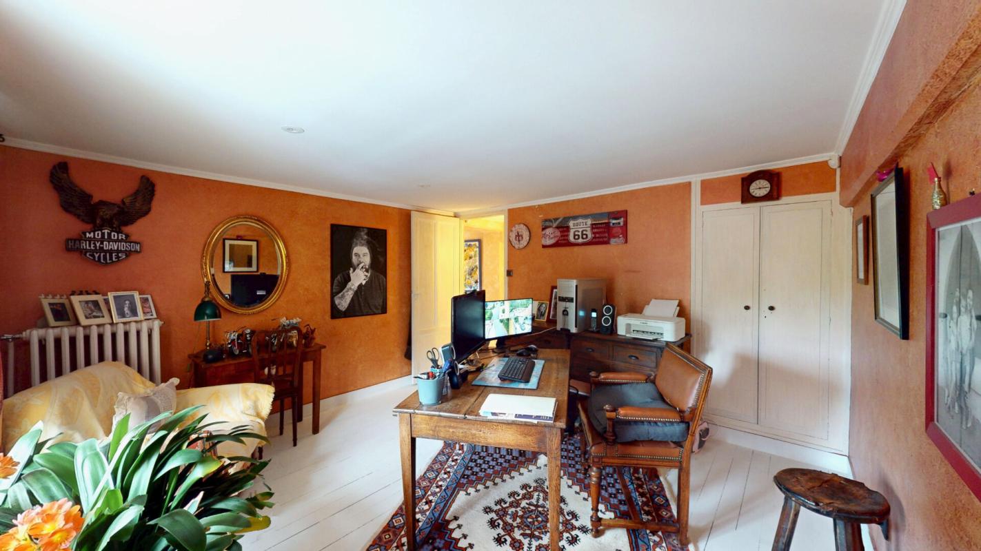 REBAIS MAISON ATYPIQUE COUP DE COEUR 230 M2 PRIX 398000 14