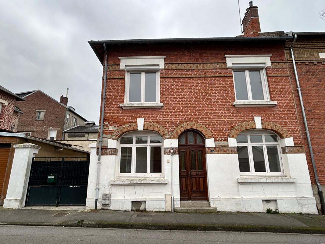 CHAUNY Maison Chauny 4 pièce(s) 115 m2 1