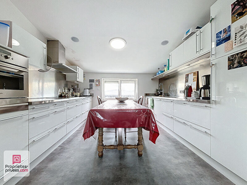 SAINT-NICOLAS-DE-PORT Appartement Saint Nicolas De Port 4 pièce(s) 160 m2 2