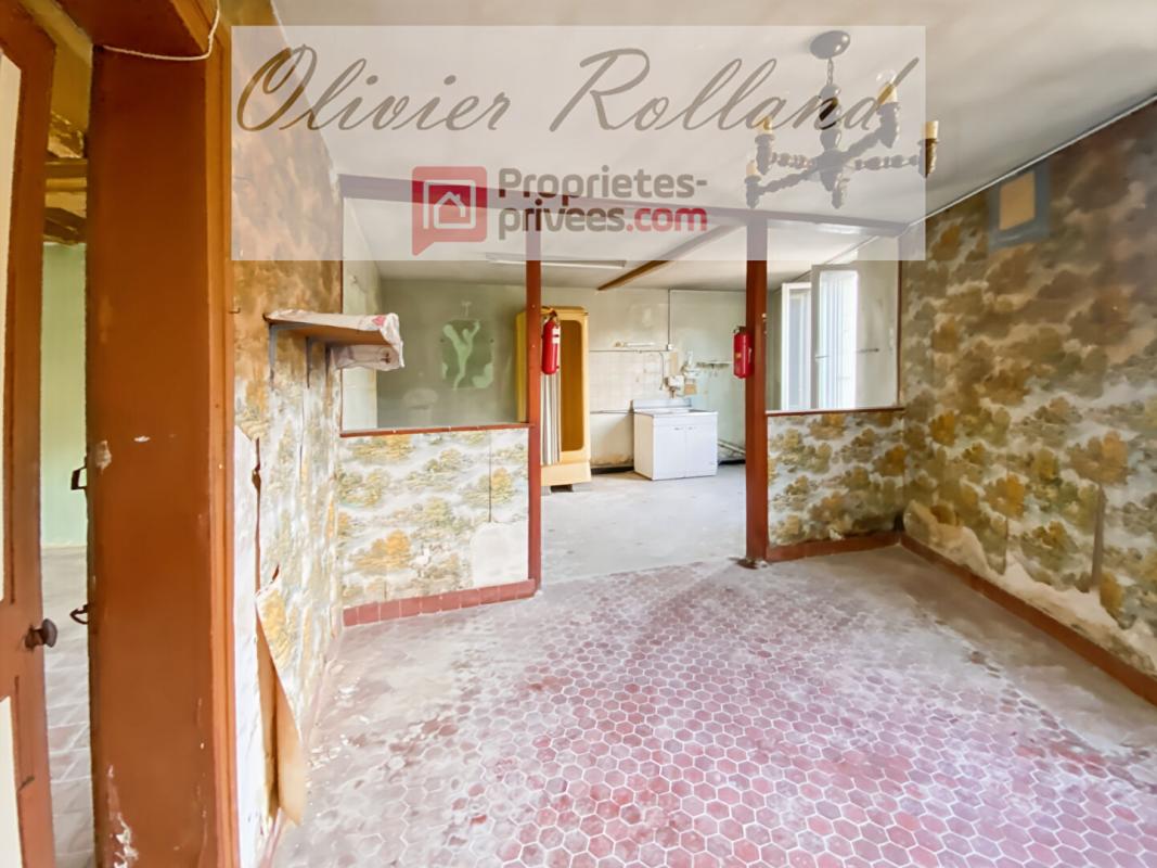 AUBIGNE-SUR-LAYON 49540 -  Aubigné sur Layon - Maison à rénover de 104 m² sur 500 m² de terrain avec dépendances 10