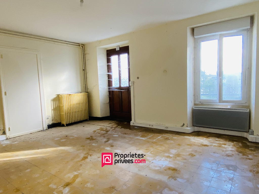 JUIGNE-DES-MOUTIERS Maison Juigne Des Moutiers 8 pièce(s) 160 m2, 5 chambres 10