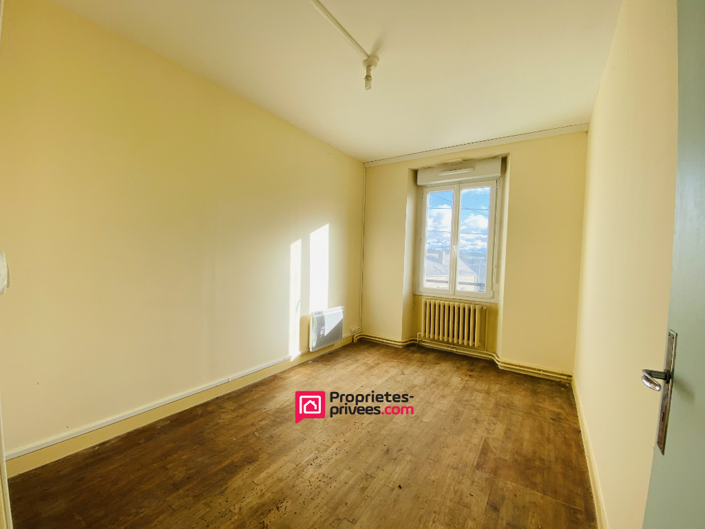JUIGNE-DES-MOUTIERS Maison Juigne Des Moutiers 8 pièce(s) 160 m2, 5 chambres 14