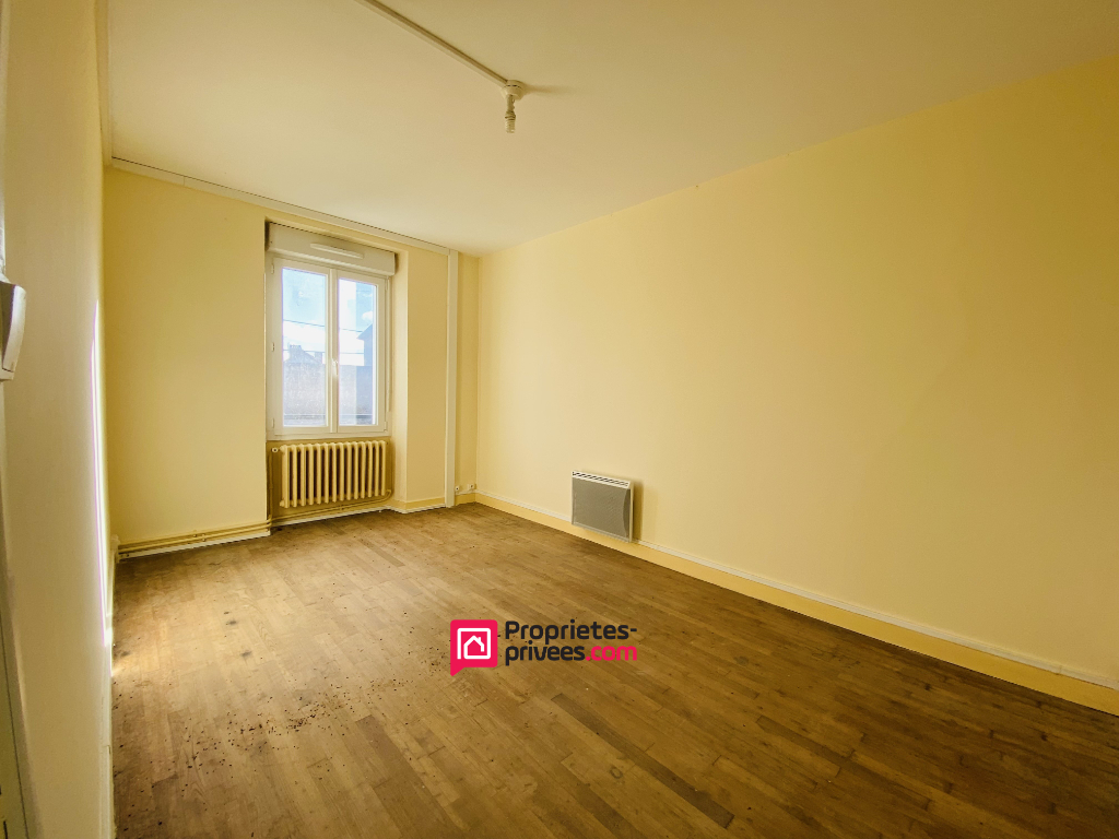 JUIGNE-DES-MOUTIERS Maison Juigne Des Moutiers 8 pièce(s) 160 m2, 5 chambres 15