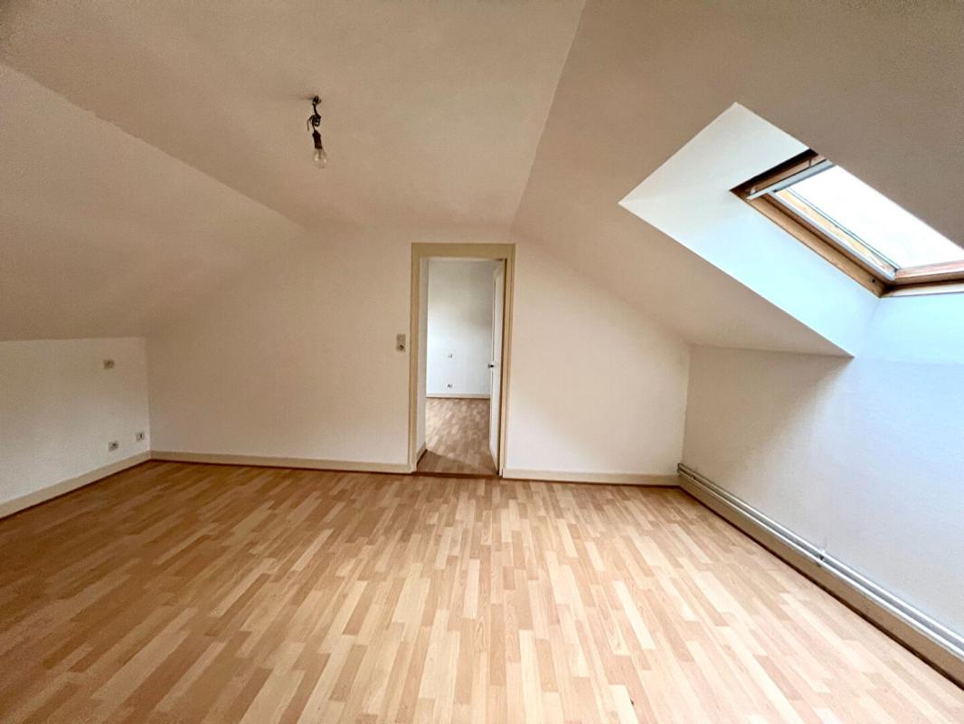 MONDOUBLEAU MAISON DE BOURG   20 MN GARE TGV VENDOME 9