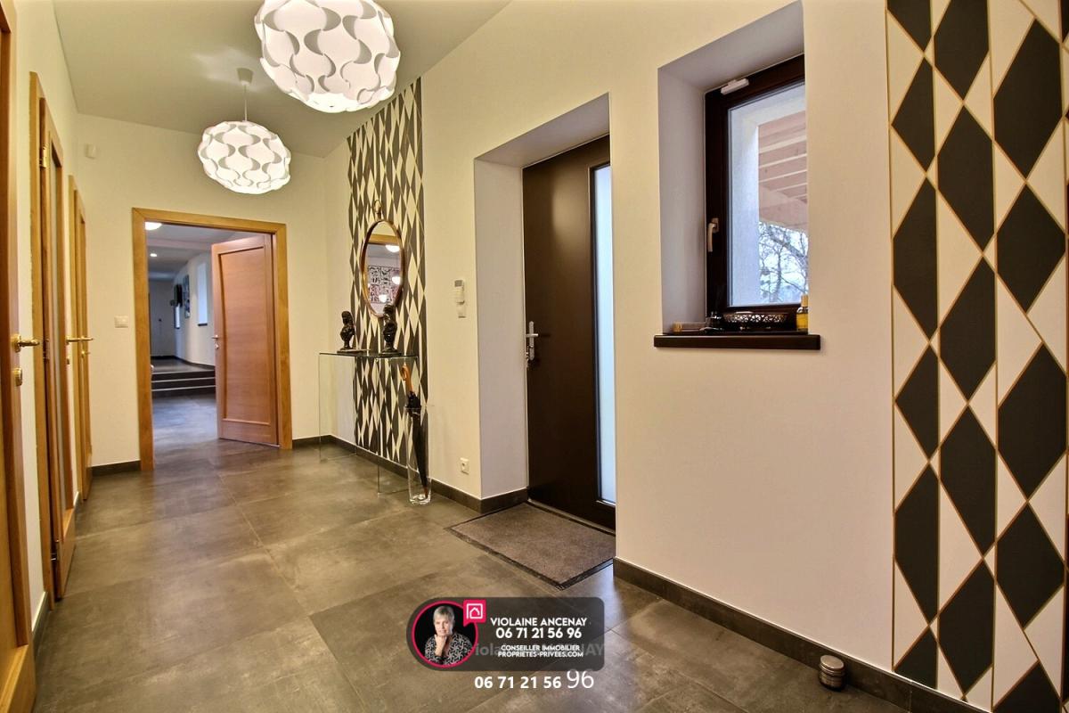 MONTAGNOLE Maison Montagnole, 320 m2 habitables 10