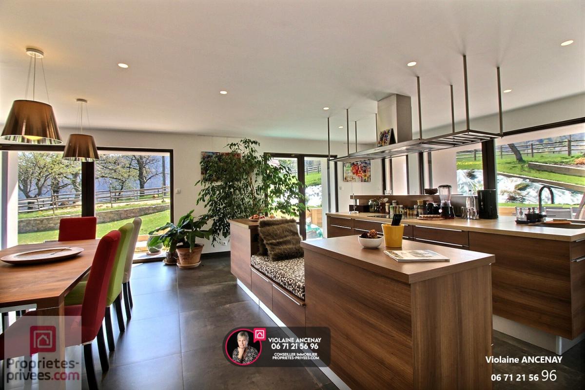 MONTAGNOLE Maison Montagnole, 320 m2 habitables 8